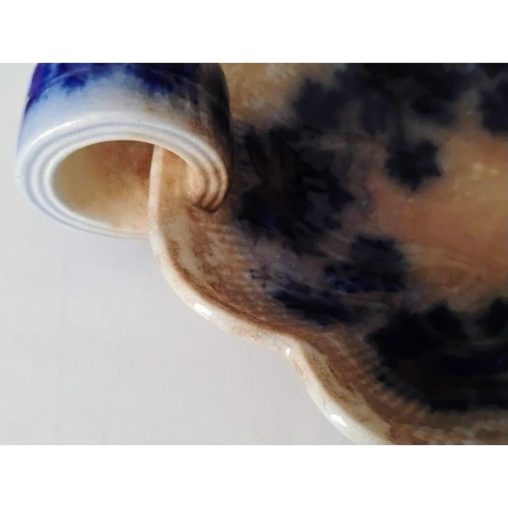 Gefle Porslinsfabrik Vinranka Grapevine loop-handled serving trinket dish